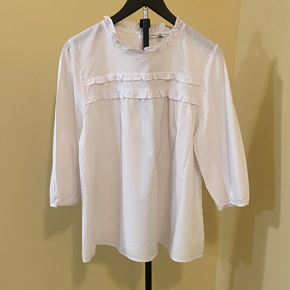 Chic White Ruffle Blouse